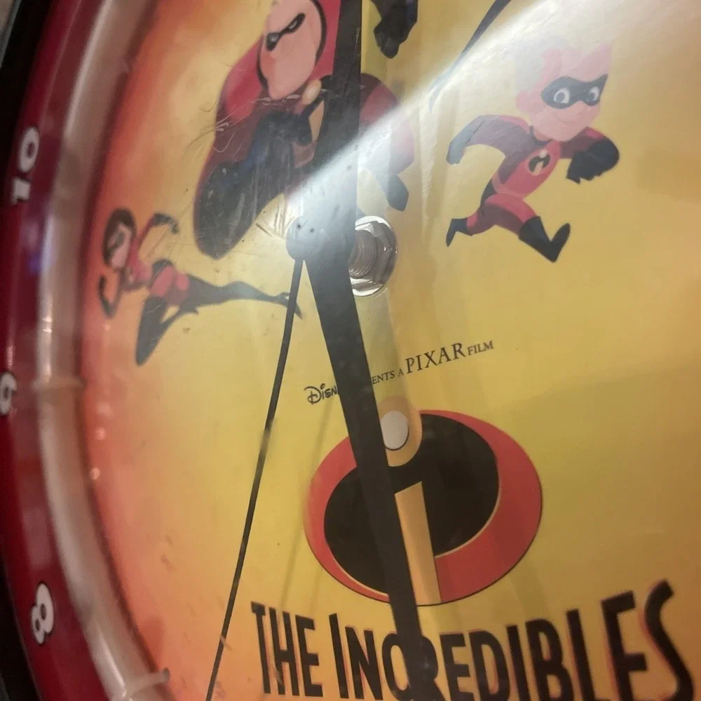 2005‎ Disney Pixar The Incredibles 12